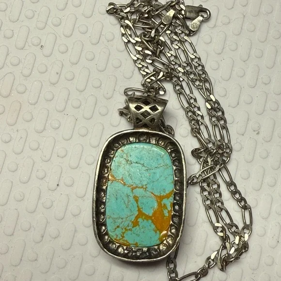 N4.)Turquoise Pendant Necklace in Silver - Picture 2 of 2